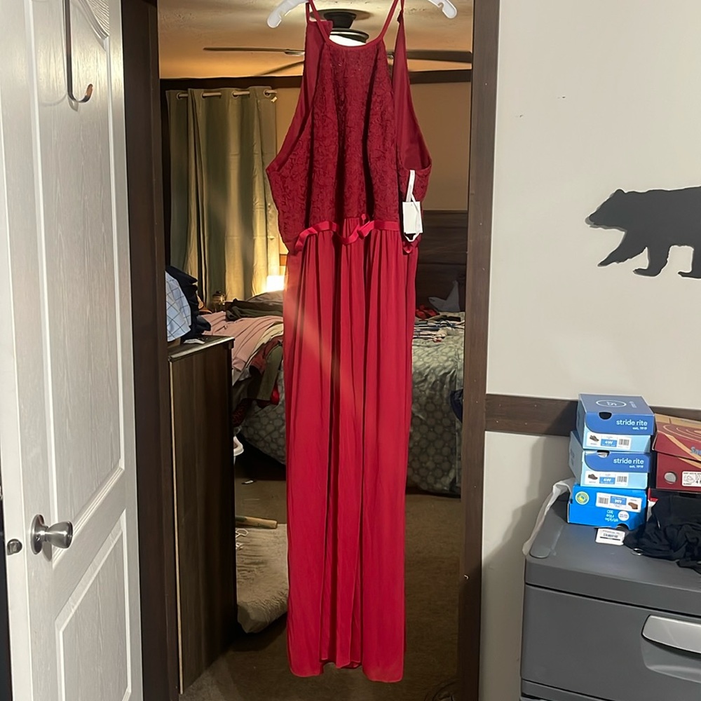 BNWT FORMAL DRESS from David’s Bridal